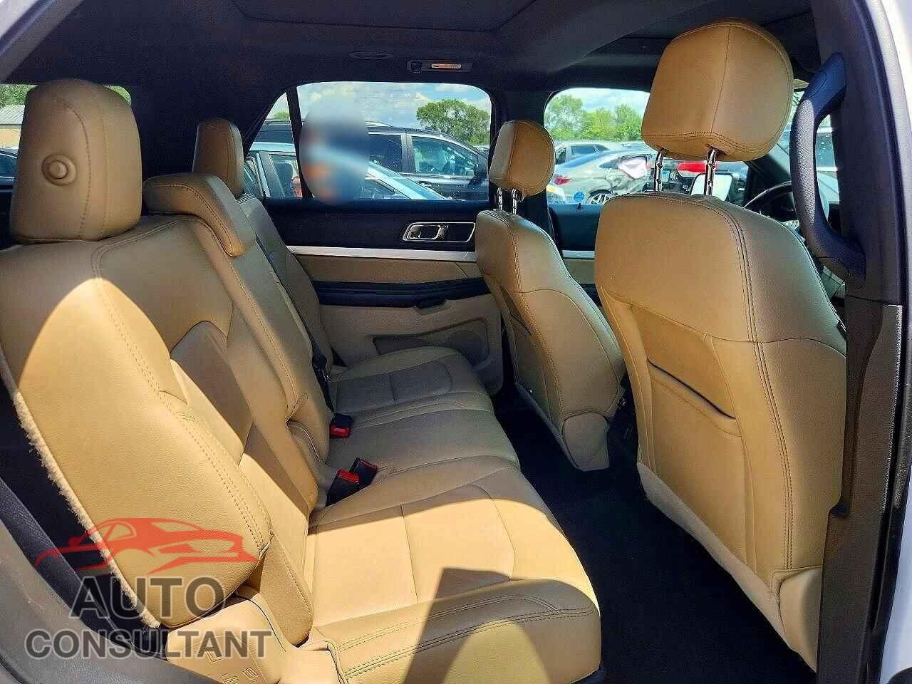 FORD EXPLORER 2017 - 1FM5K8D88HGD18154