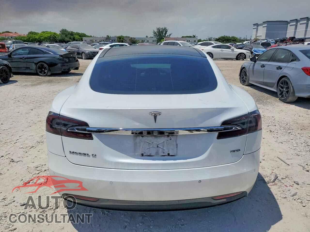 TESLA MODEL S 2017 - 5YJSA1E25HF185942