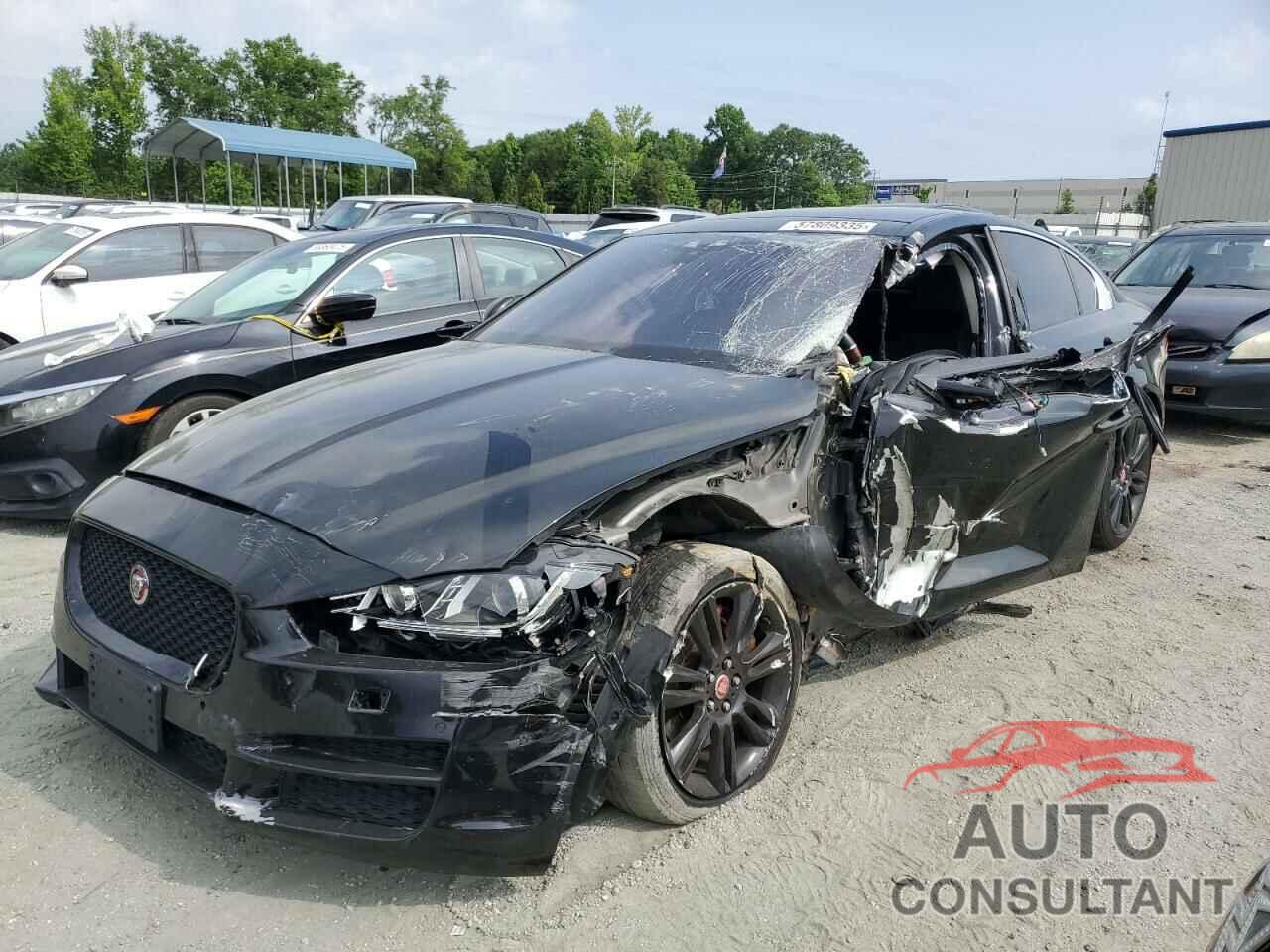 JAGUAR XE 2019 - SAJAE4FX2KCP46115