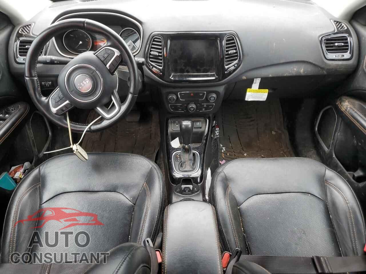 JEEP COMPASS 2020 - 3C4NJCCB0LT211451