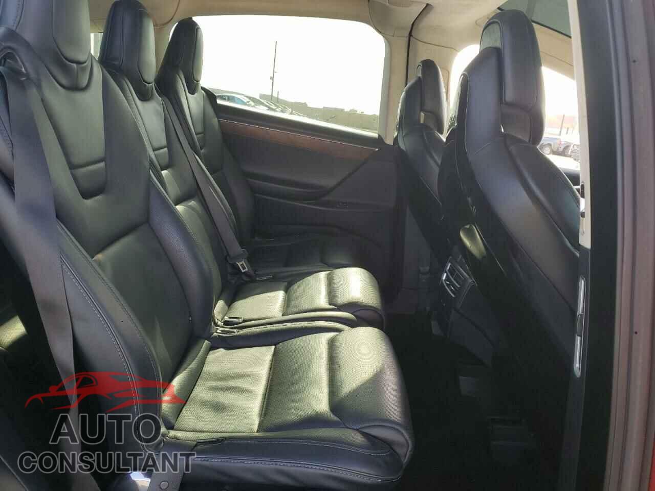 TESLA MODEL X 2016 - 5YJXCAE29GF008308