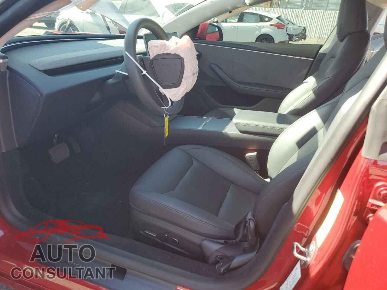 TESLA MODEL 3 2024 - 5YJ3E1EA8RF820573