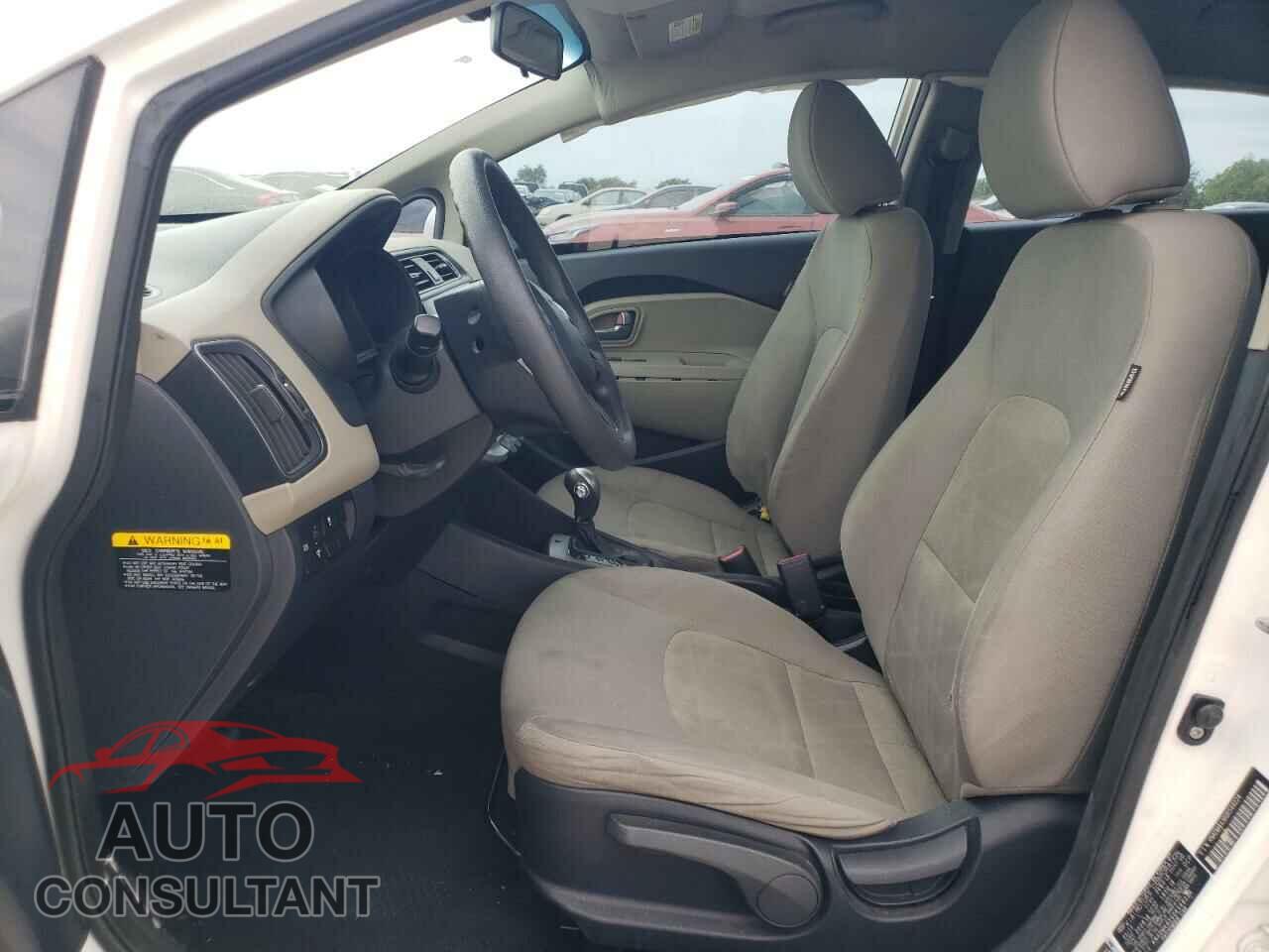 KIA RIO 2016 - KNADM4A36G6548224