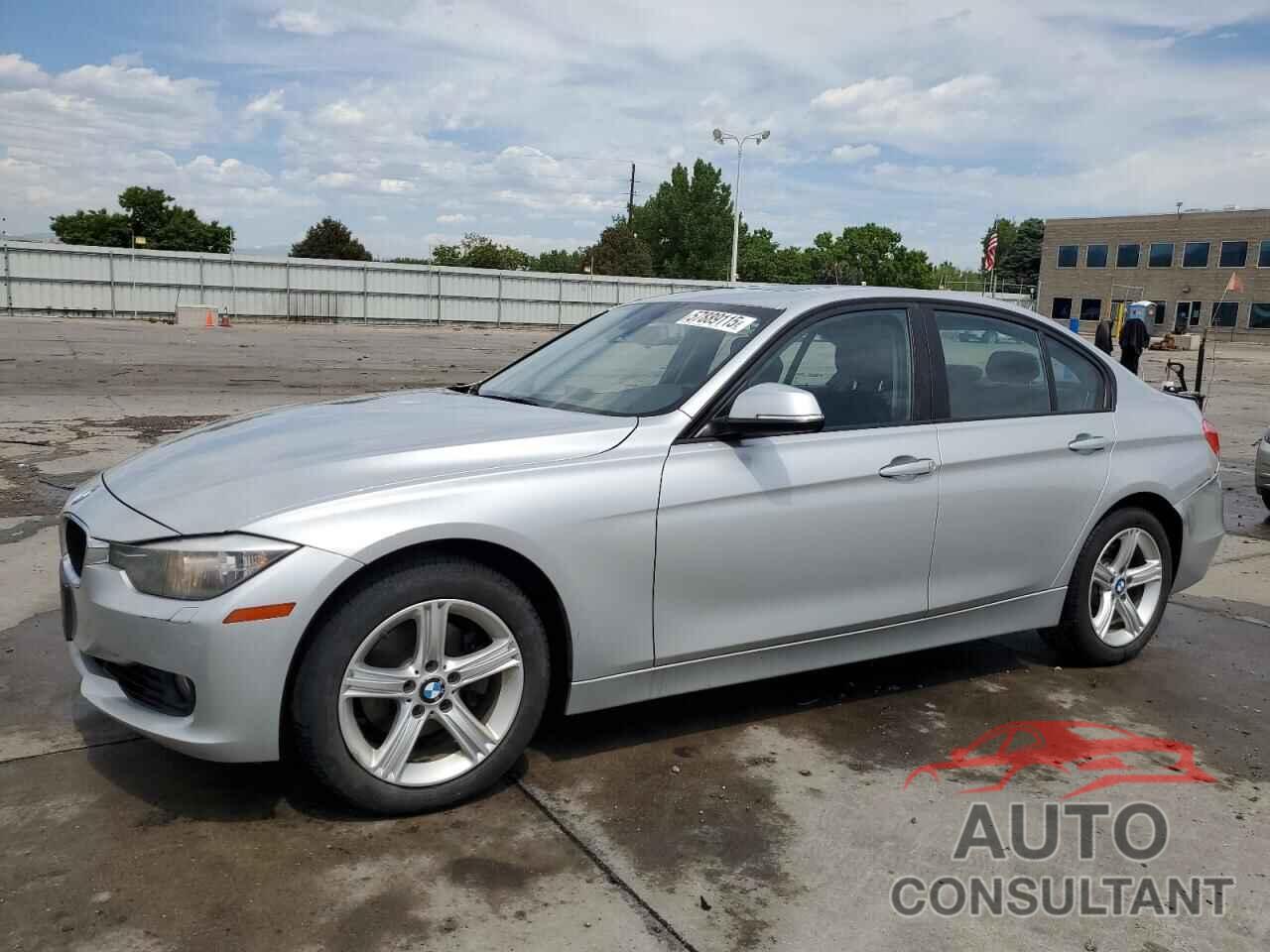 BMW 3 SERIES 2013 - WBA3B5C57DF590614
