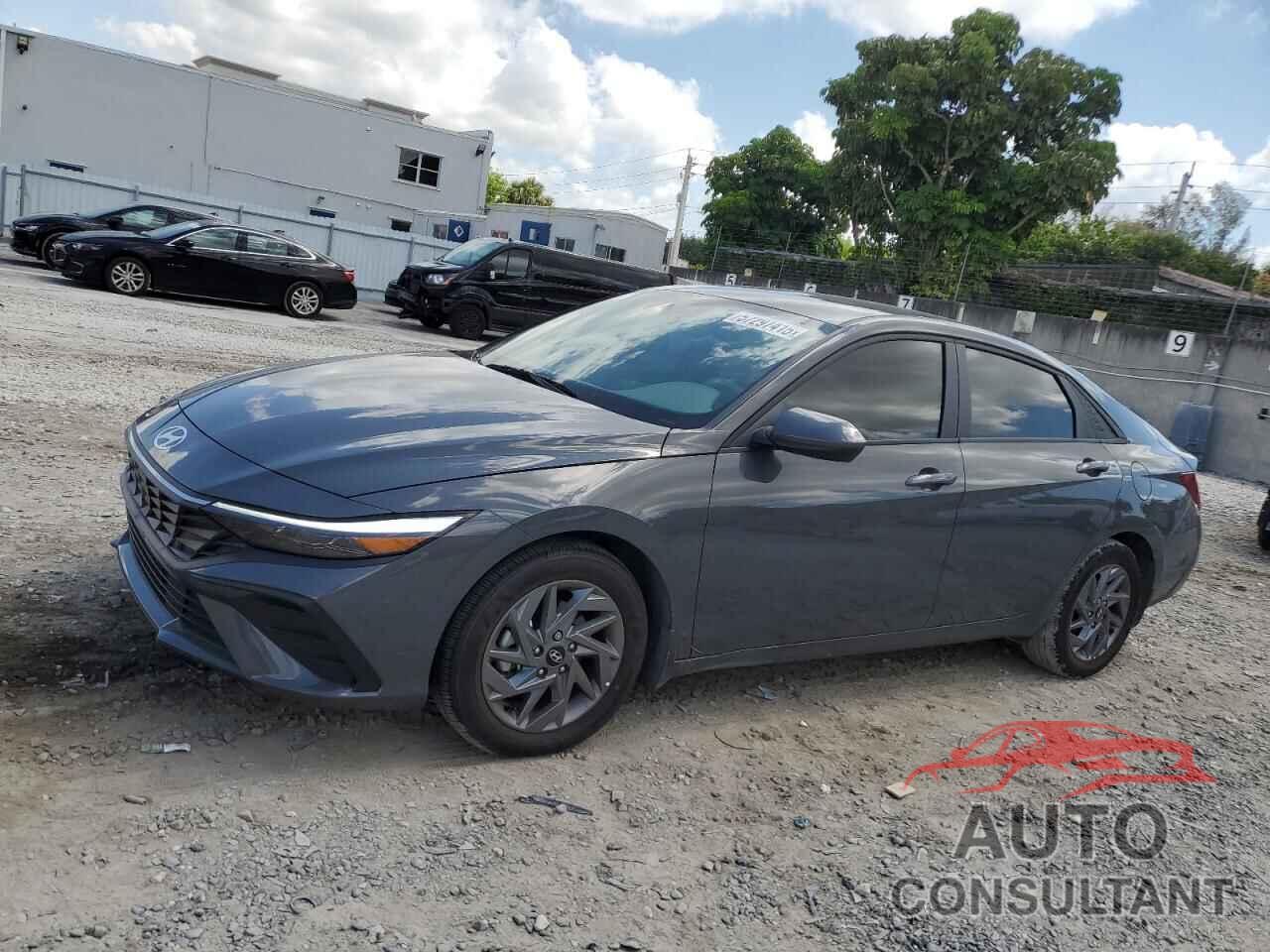 HYUNDAI ELANTRA 2024 - KMHLM4DG0RU829832