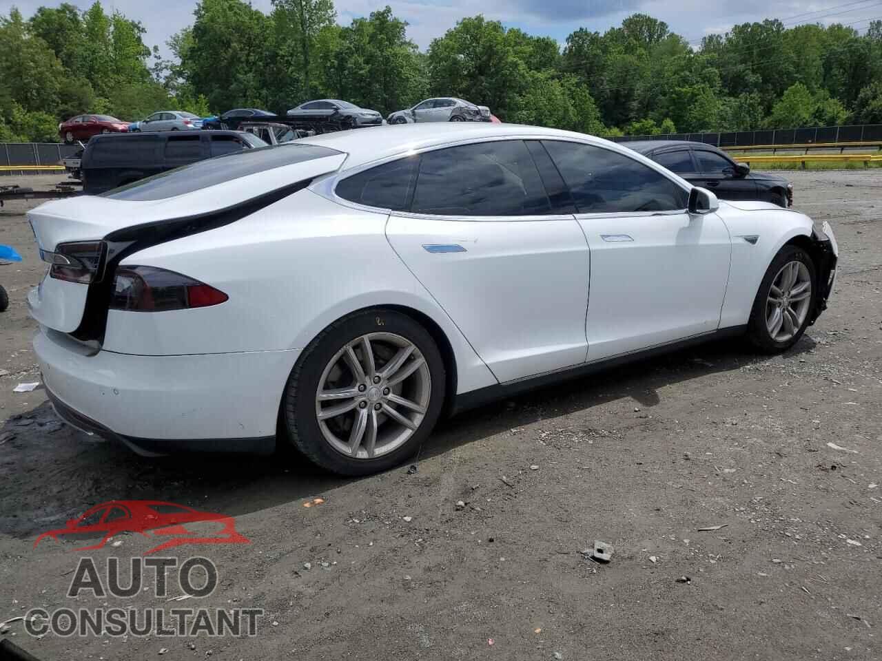 TESLA MODEL S 2014 - 5YJSA1H16EFP44977