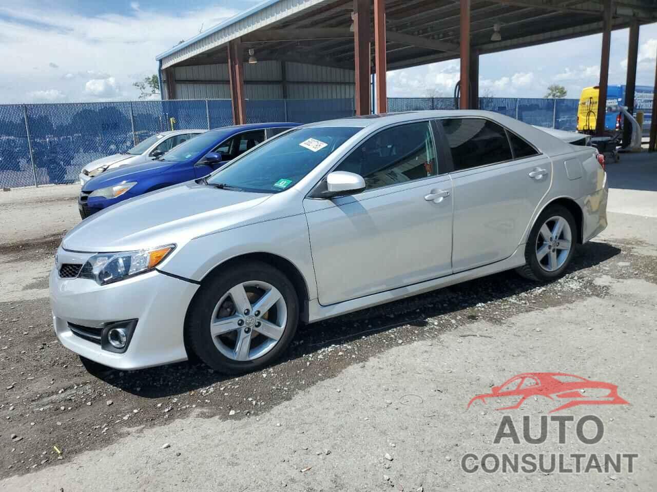 TOYOTA CAMRY 2012 - 4T1BF1FK0CU132884
