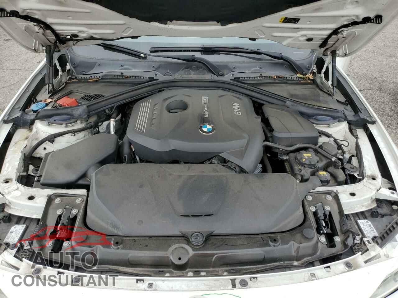 BMW 3 SERIES 2017 - WBA8B9G33HNU57186