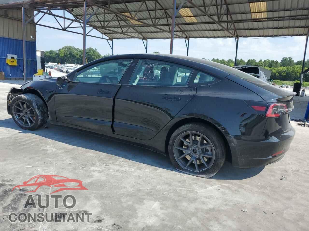 TESLA MODEL 3 2022 - 5YJ3E1EA7NF371414