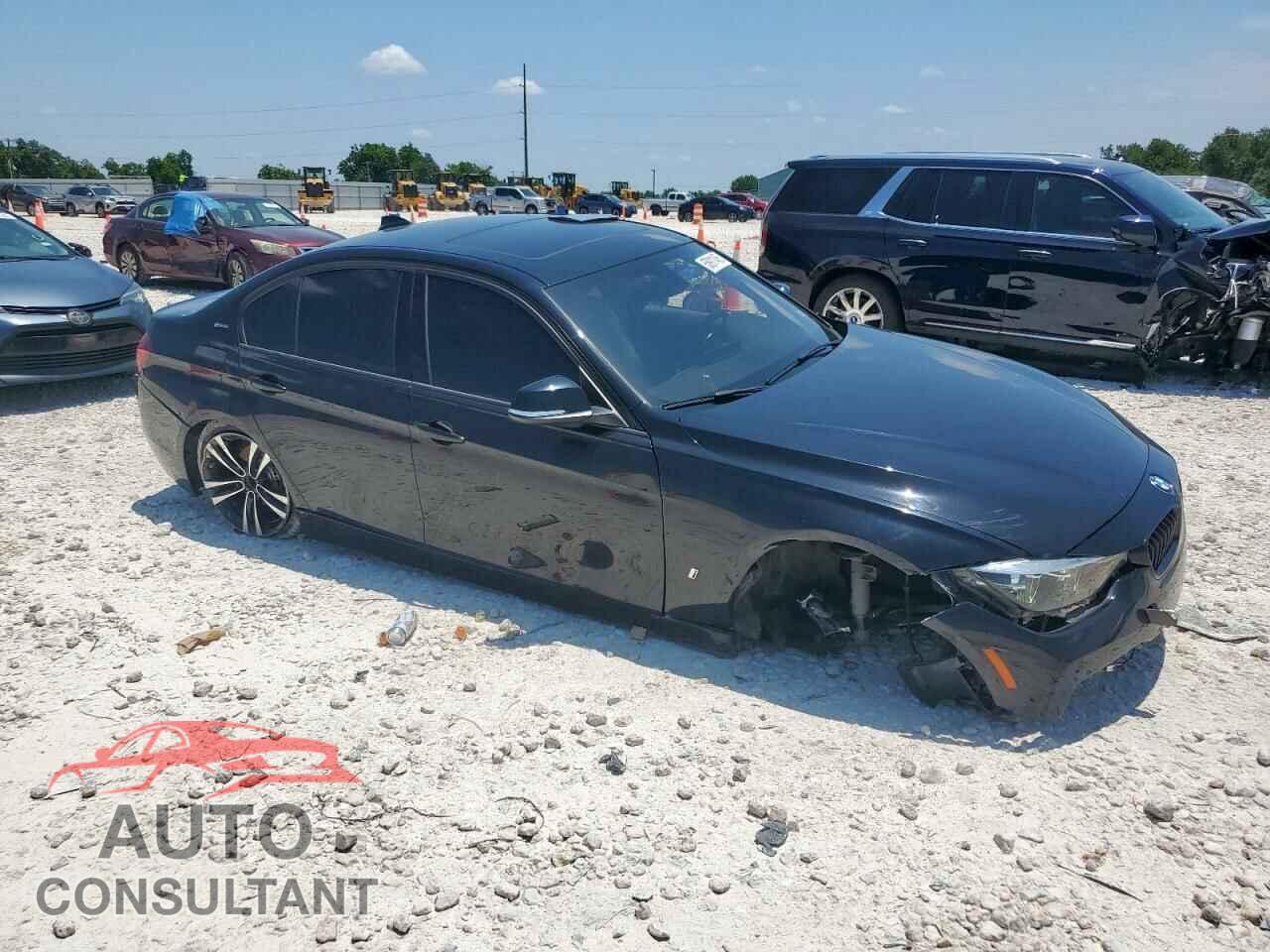 BMW 3 SERIES 2018 - WBA8E1C51JA758780