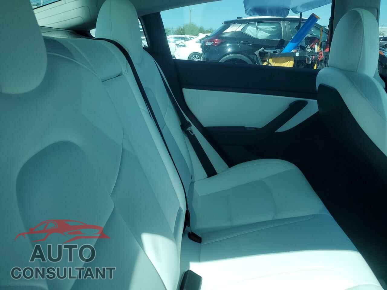 TESLA MODEL 3 2019 - 5YJ3E1EB3KF413792