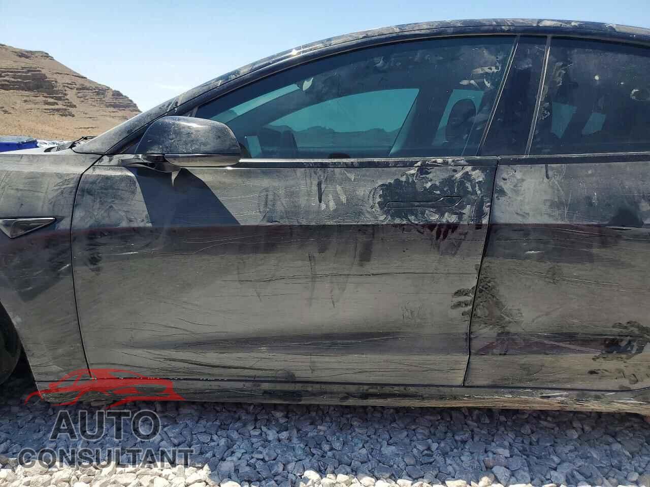 TESLA MODEL 3 2023 - 5YJ3E1EA7PF462721