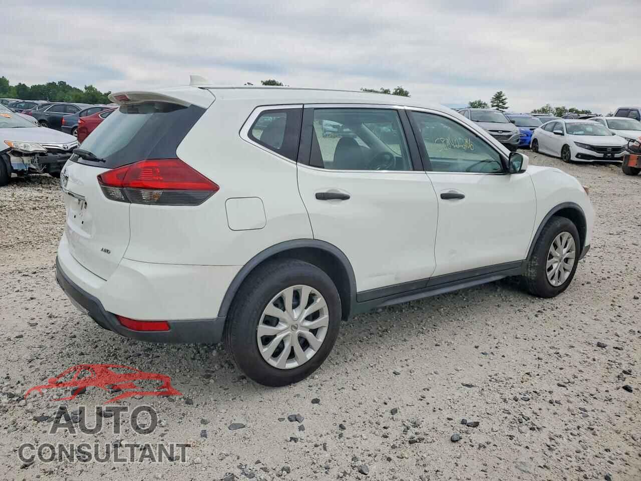 NISSAN ROGUE 2018 - KNMAT2MVXJP602202