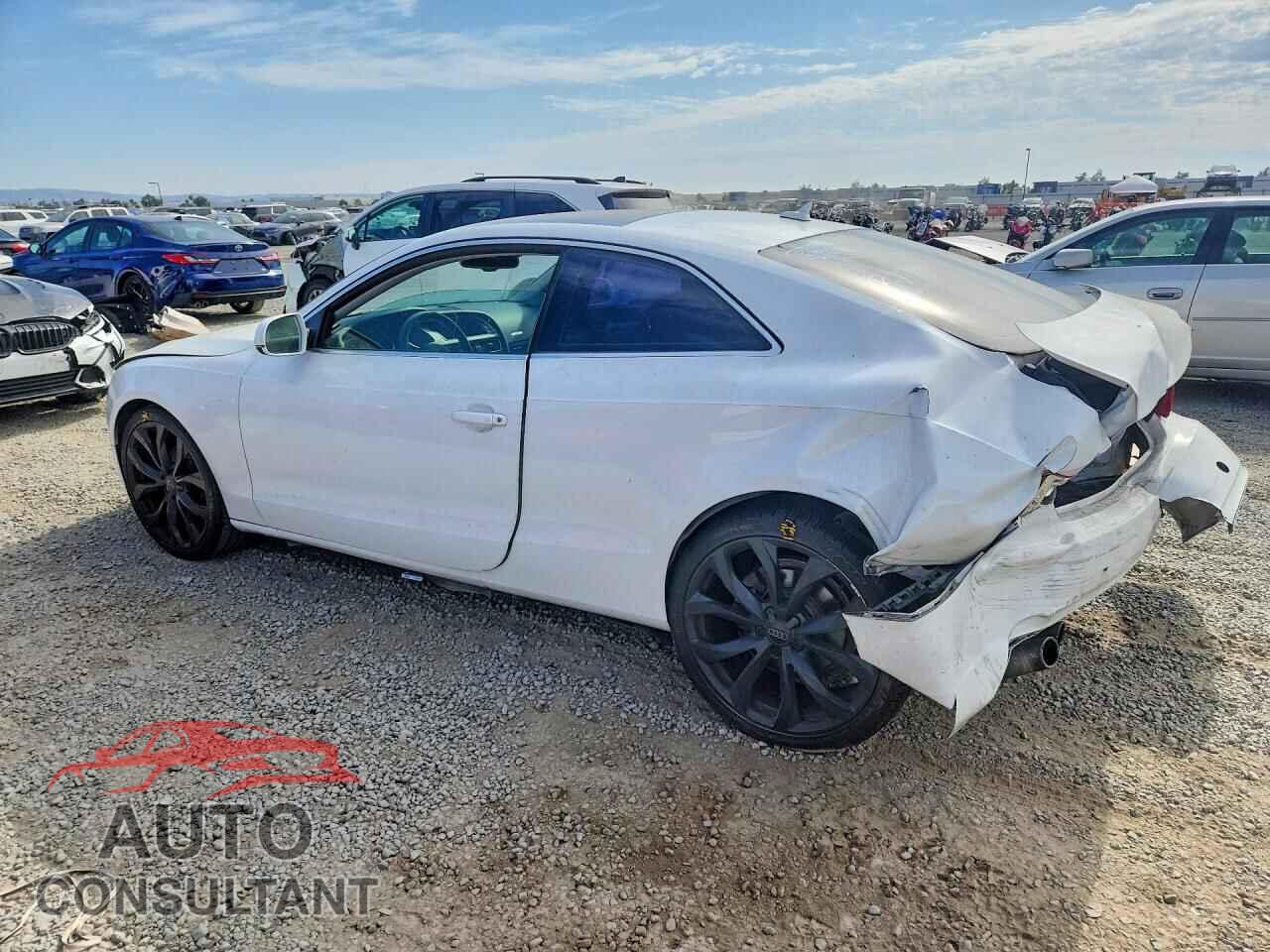 AUDI A5 2014 - WAULFAFR1EA000868
