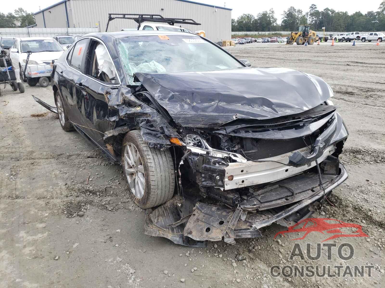 TOYOTA CAMRY 2018 - 4T1B11HK0JU119044