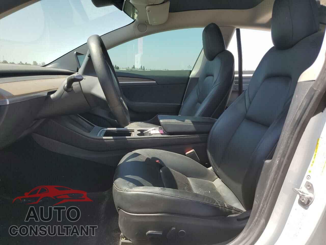 TESLA MODEL 3 2021 - 5YJ3E1EC9MF075858