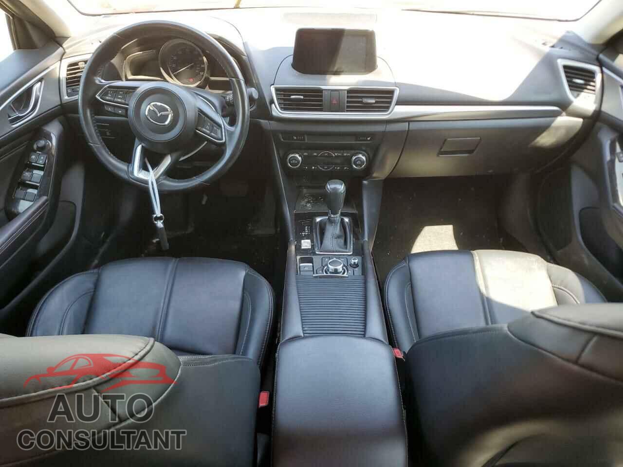 MAZDA 3 2017 - 3MZBN1L72HM136225