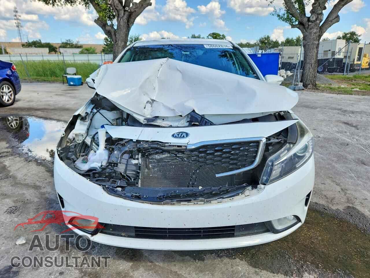 KIA FORTE 2017 - 3KPFL4A74HE107625