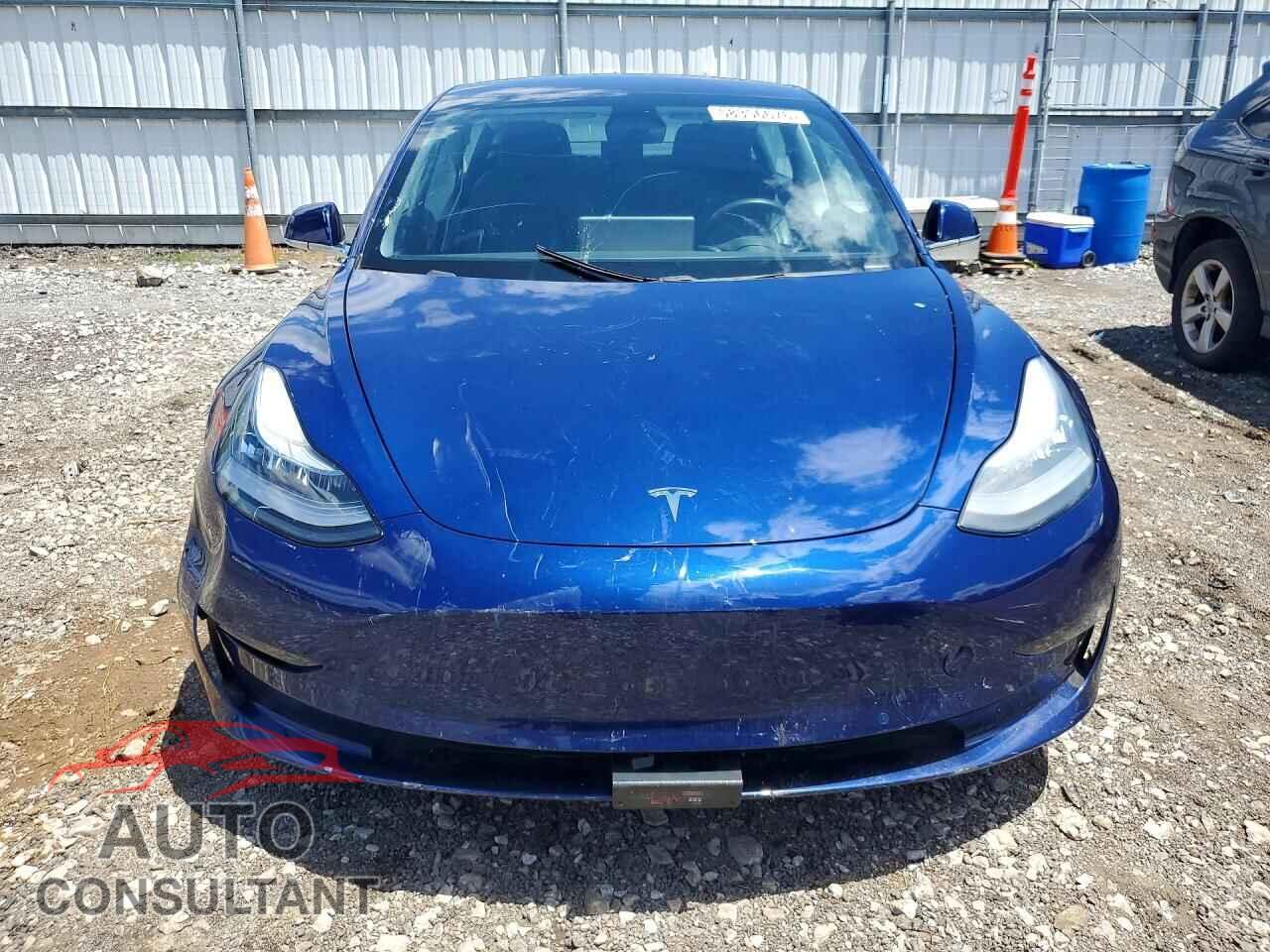 TESLA MODEL 3 2018 - 5YJ3E1EB7JF115373