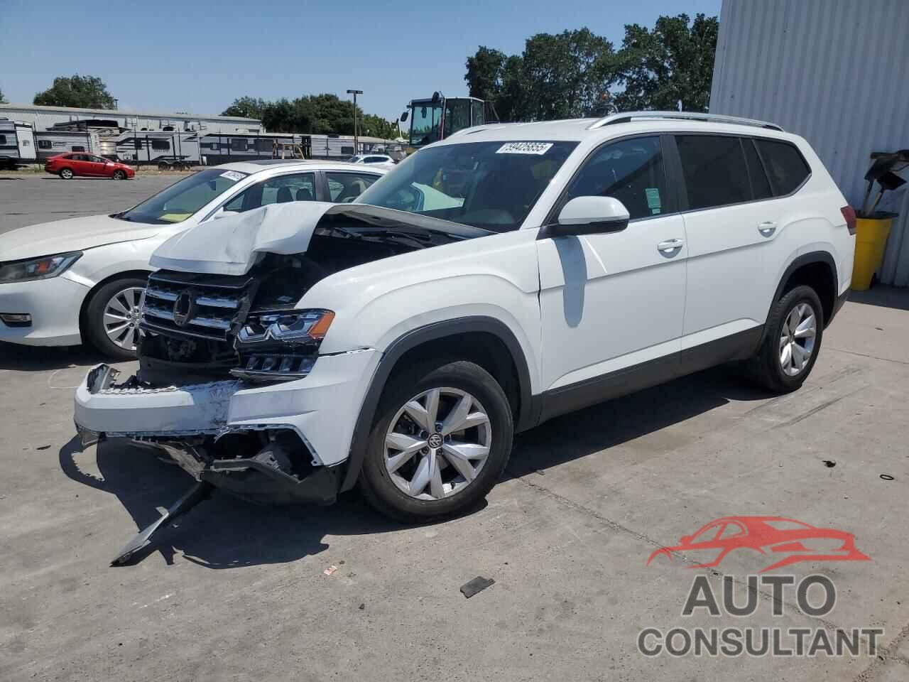 VOLKSWAGEN ATLAS 2018 - 1V2GR2CA8JC517016