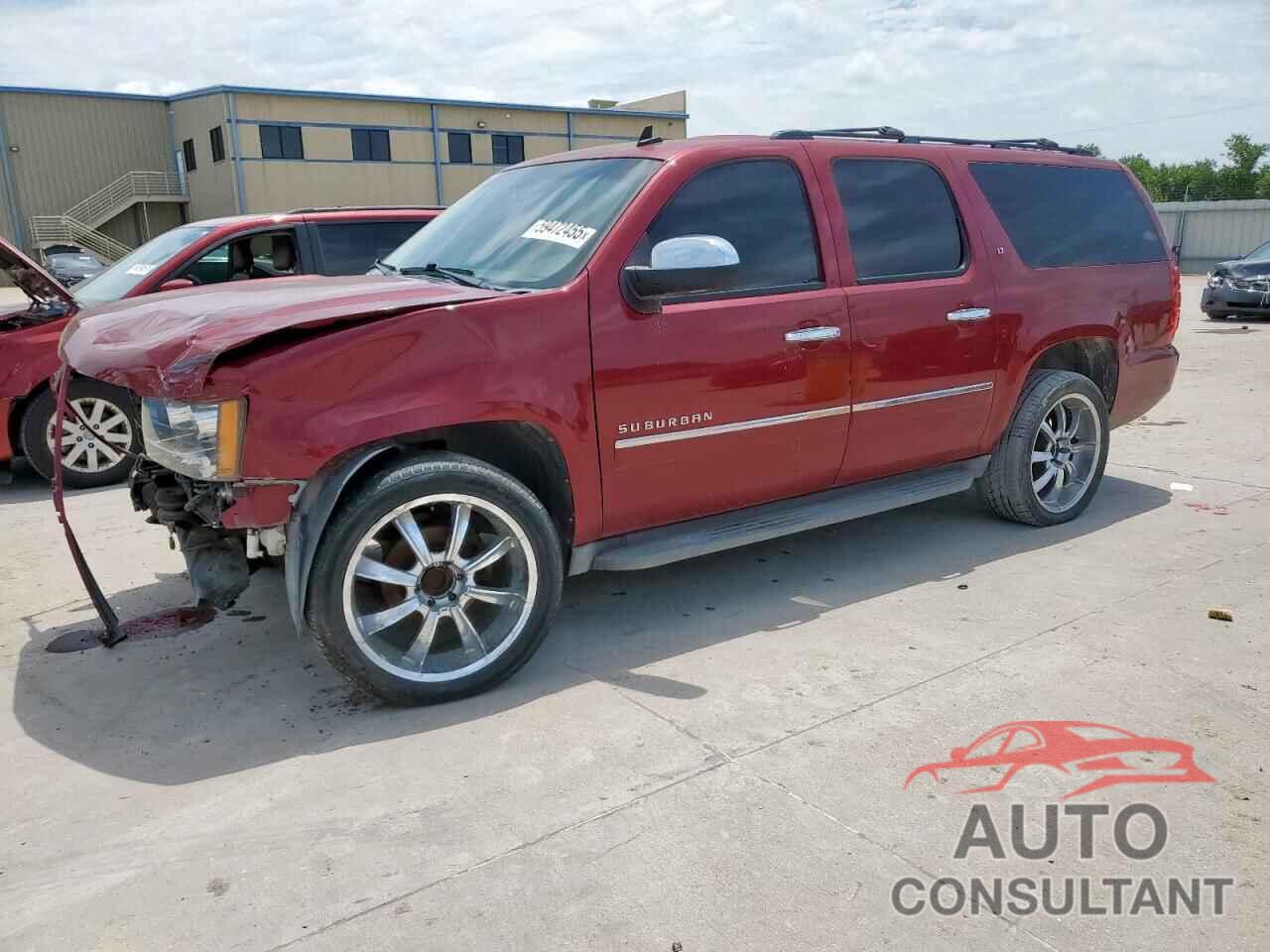 CHEVROLET SUBURBAN 2011 - 1GNSCJE02BR129006