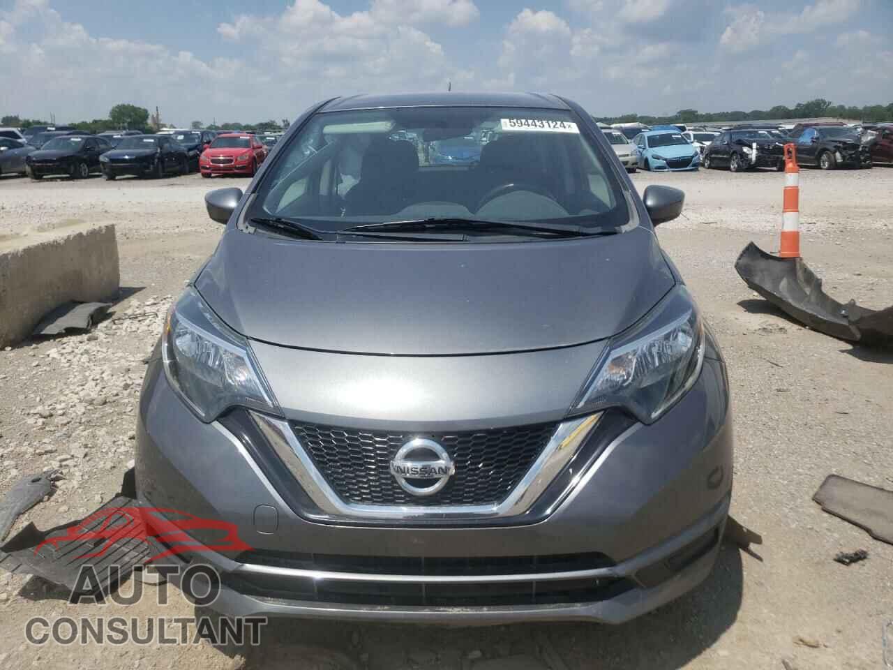NISSAN VERSA 2017 - 3N1CE2CP3HL352543