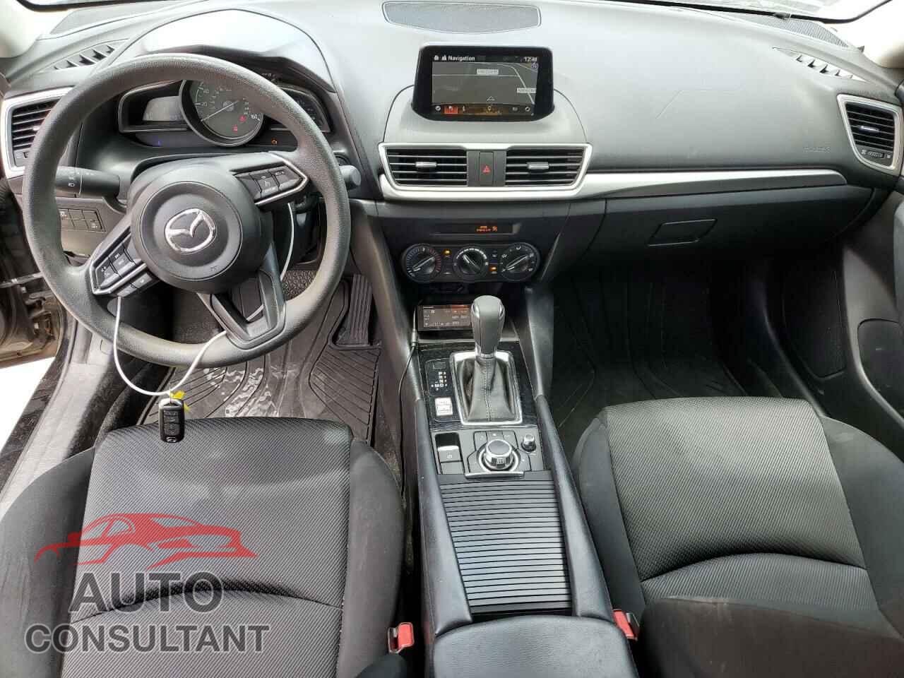 MAZDA 3 2017 - 3MZBN1U78HM107522