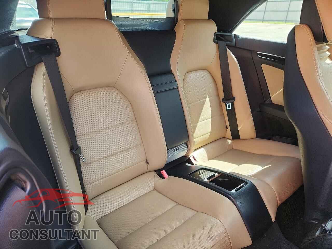 MERCEDES-BENZ E-CLASS 2012 - WDDKK5KF5CF140666