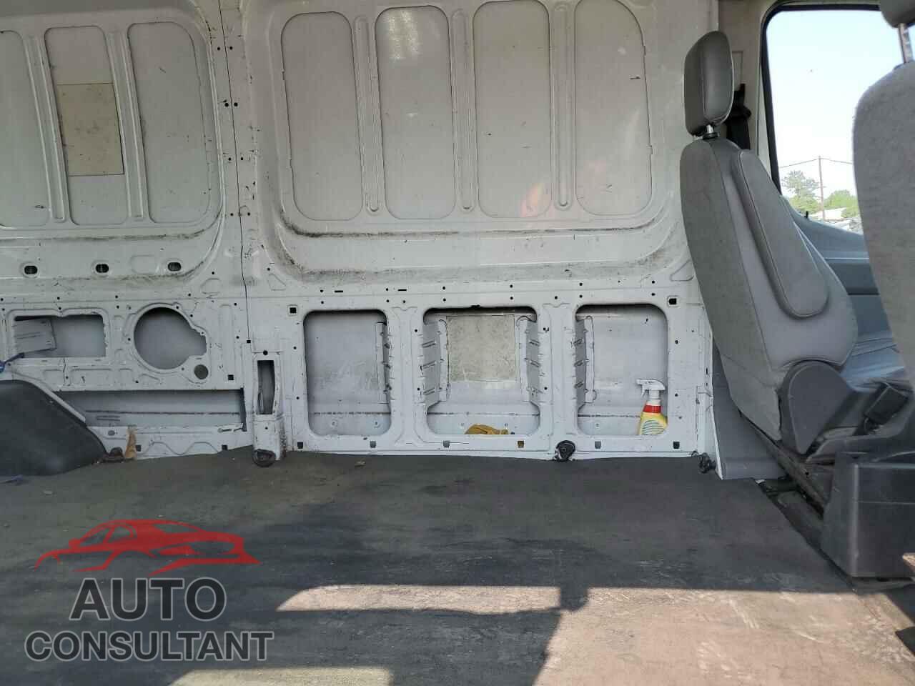 FORD TRANSIT 2015 - 1FTNR2CM2FKA11665