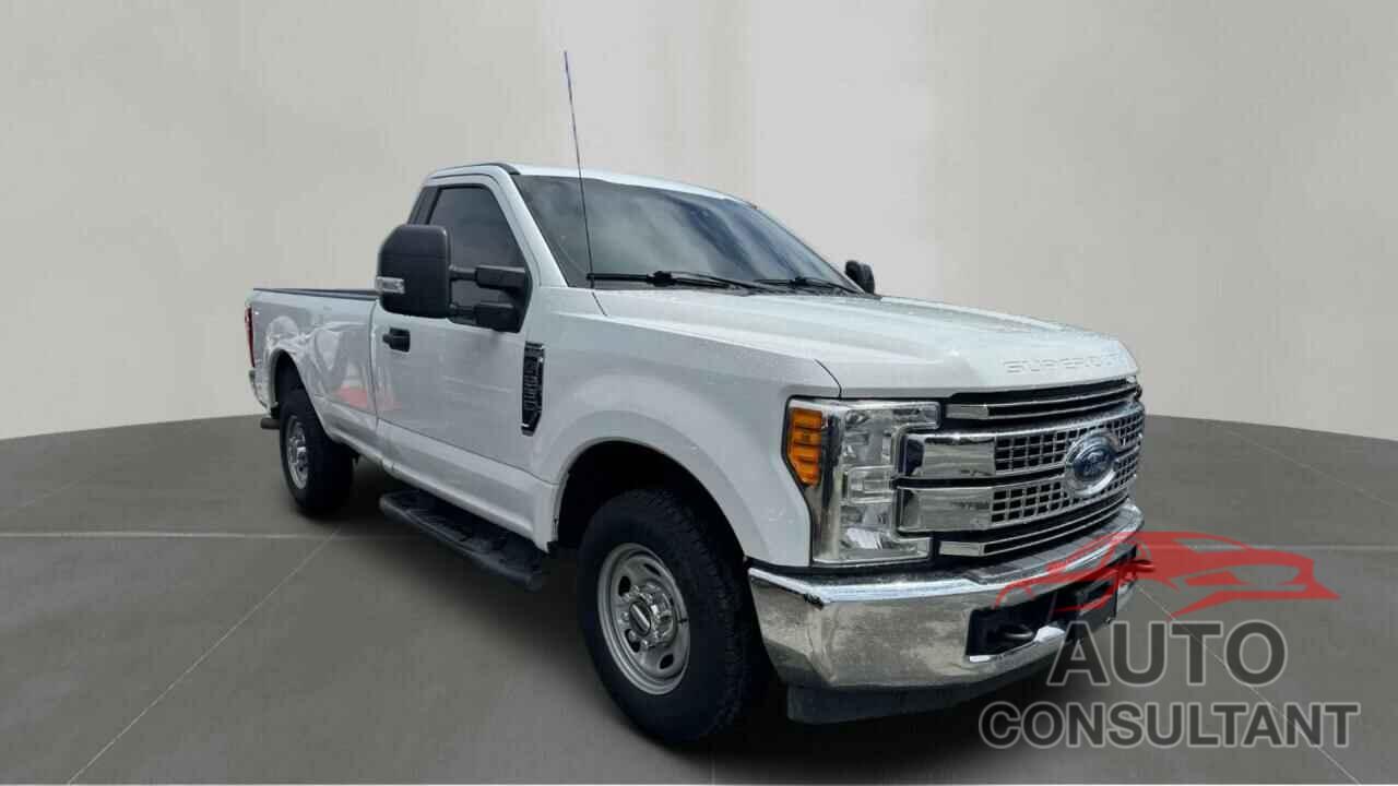 FORD F250 2017 - 1FTBF2A61HED40164