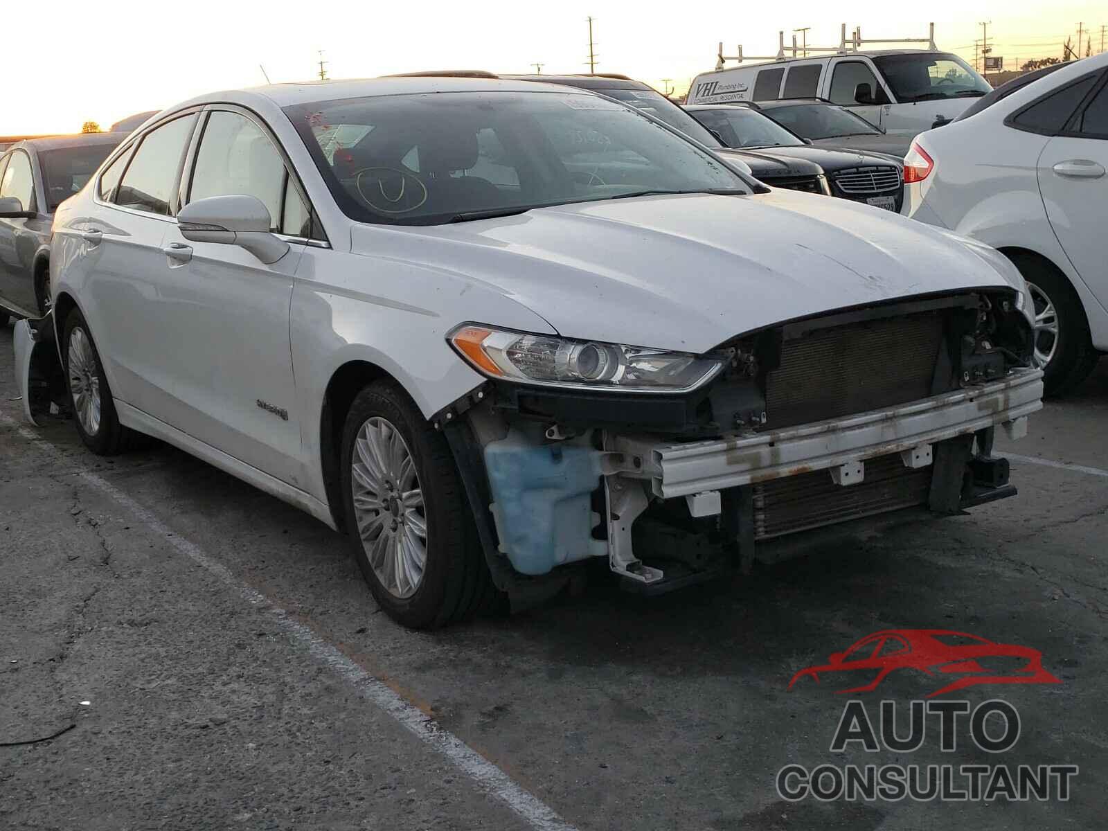 FORD FUSION 2016 - 3FA6P0LU9GR356208