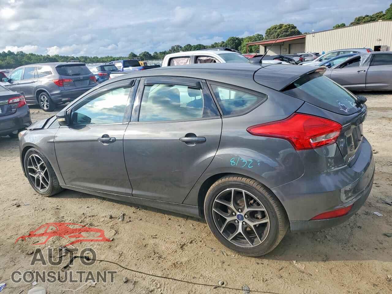 FORD FOCUS 2017 - 1FADP3M23HL201241