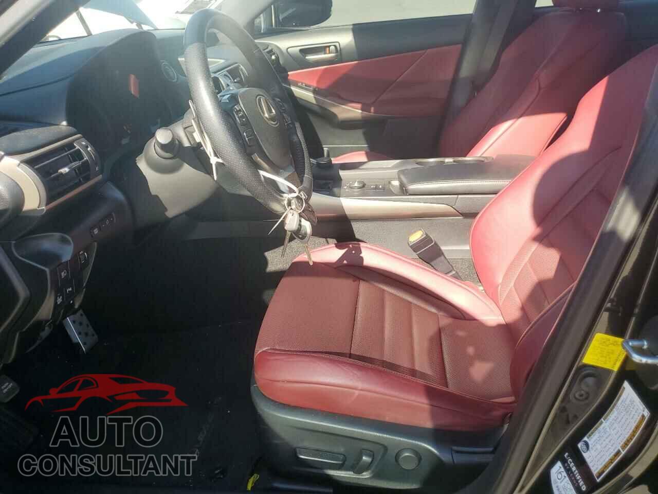 LEXUS IS 2019 - JTHBA1D21K5092537