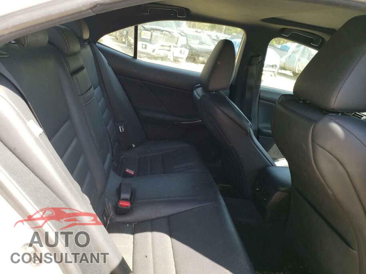 LEXUS IS 2014 - JTHCF1D22E5000524
