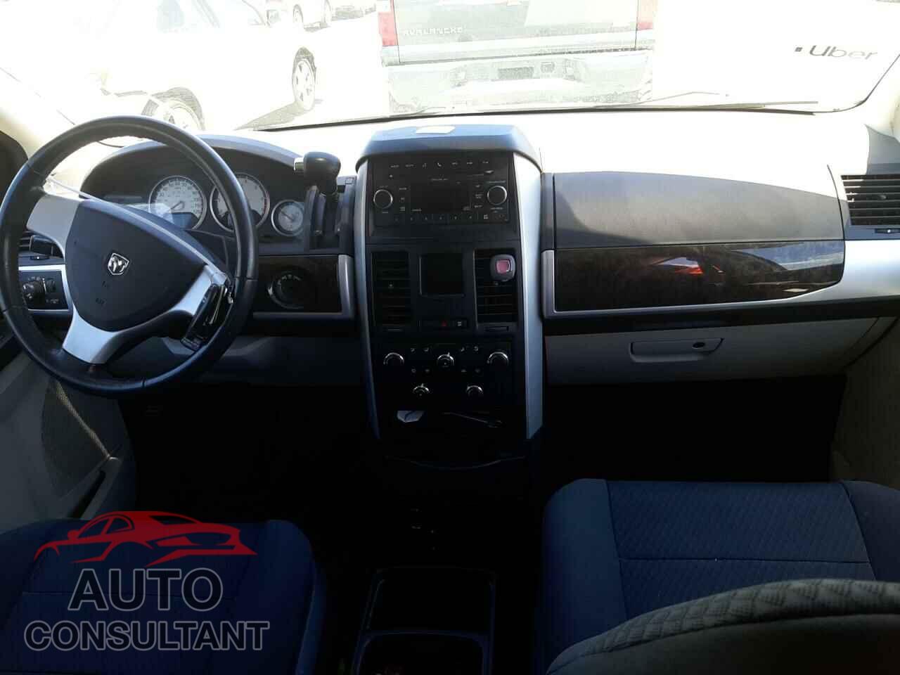 DODGE CARAVAN 2010 - 2D4RN5D12AR135368
