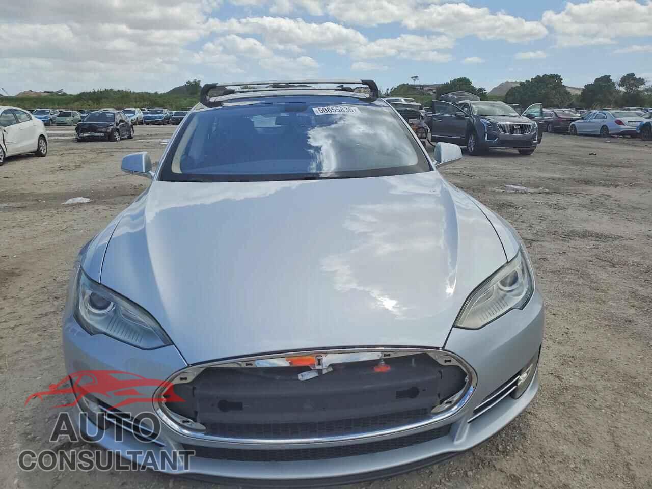 TESLA MODEL S 2013 - 5YJSA1CN4DFP04115