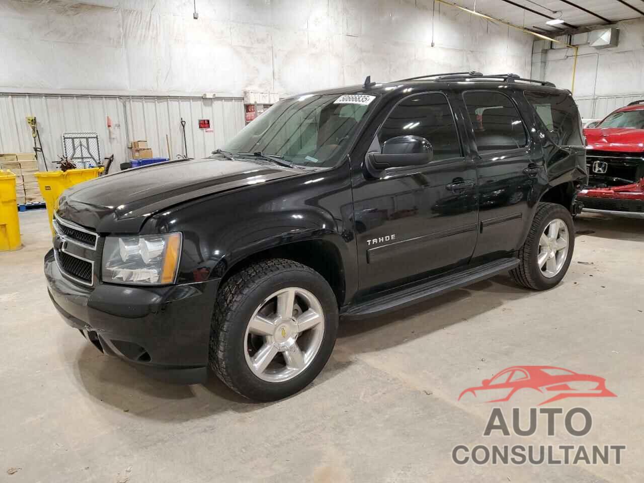 CHEVROLET TAHOE 2013 - 1GNSKBE08DR225752