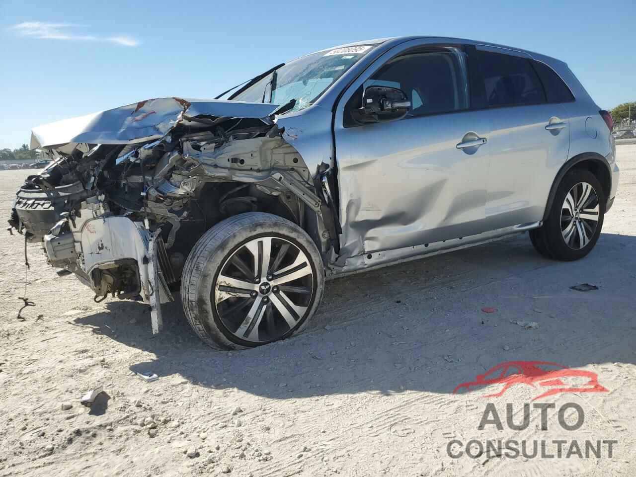 MITSUBISHI OUTLANDER 2023 - JA4ARUAU4PU004813