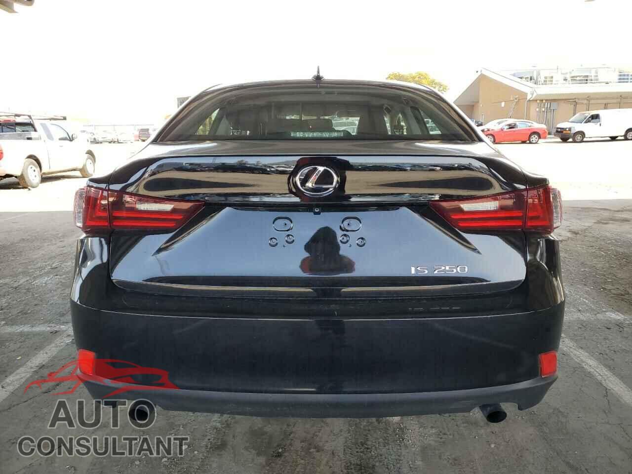 LEXUS IS 2014 - JTHBF1D27E5034373