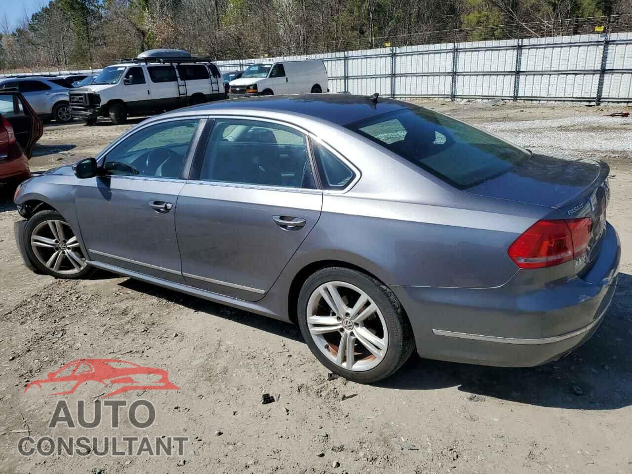 VOLKSWAGEN PASSAT 2014 - 1VWCT7A32EC043781