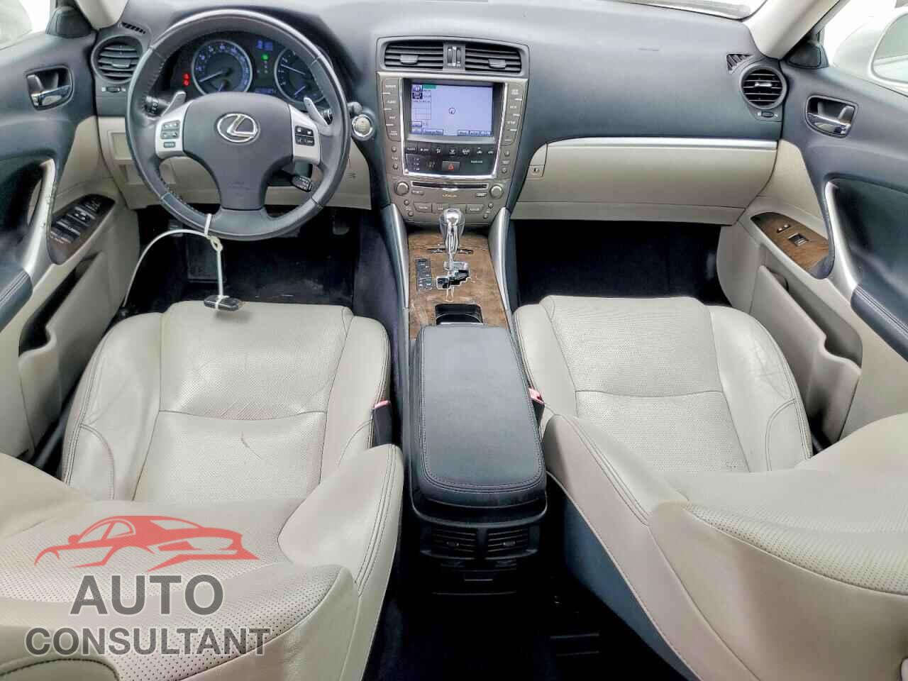 LEXUS IS 2011 - JTHBF5C29B5148105