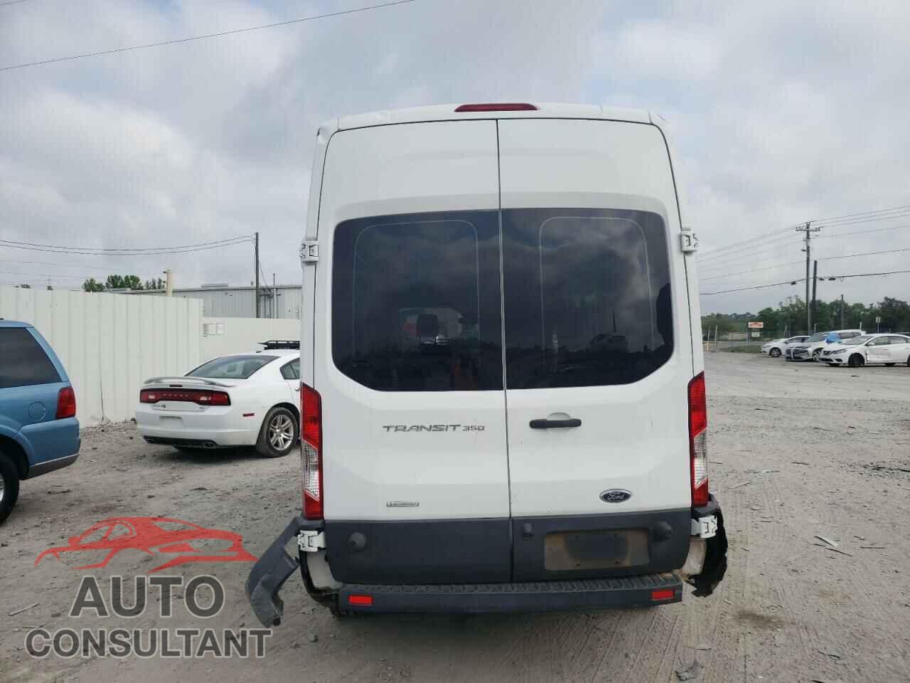 FORD TRANSIT 2017 - 1FTBW2XG1HKA27701