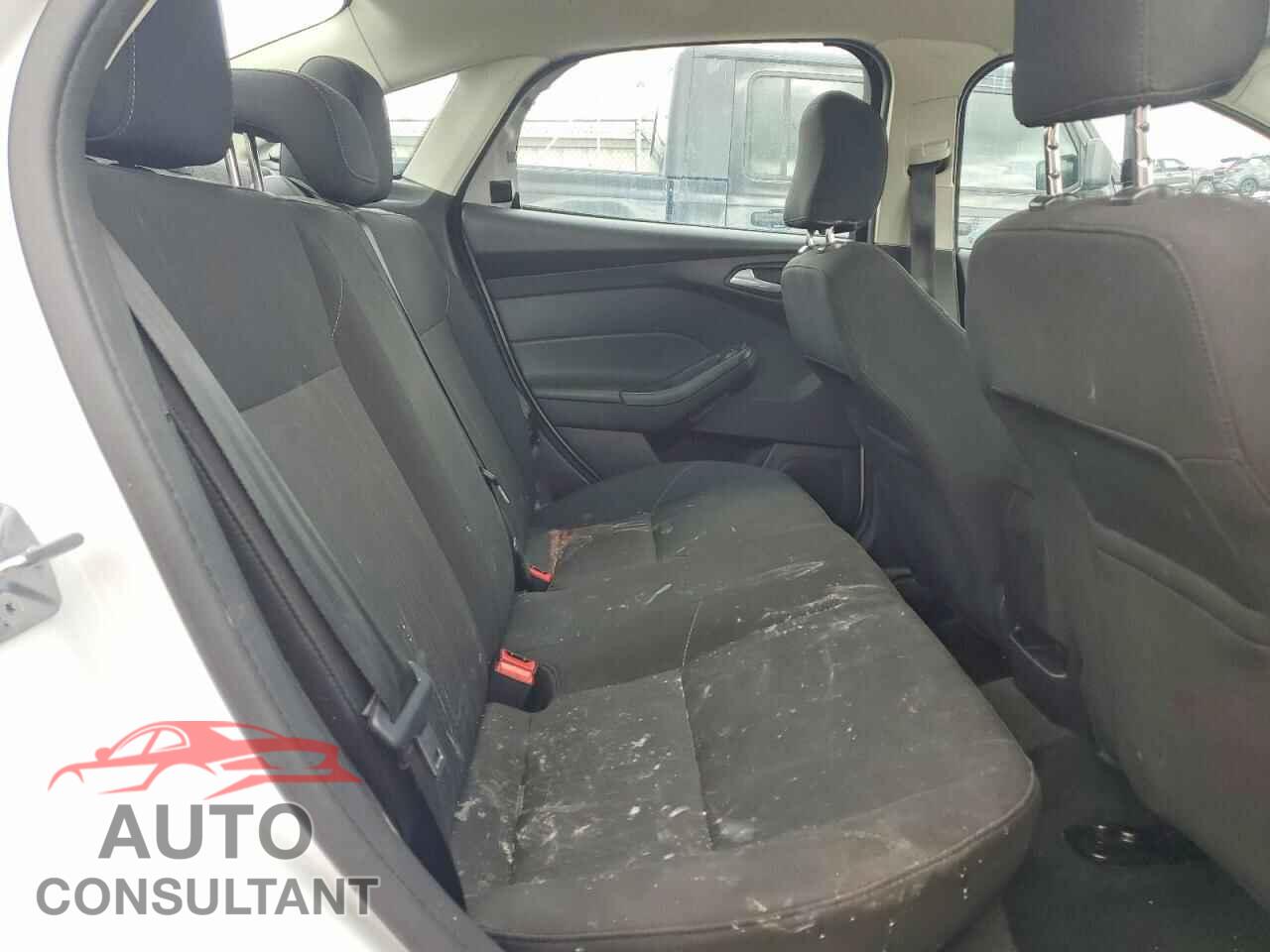 FORD FOCUS 2017 - 1FADP3F2XHL309515