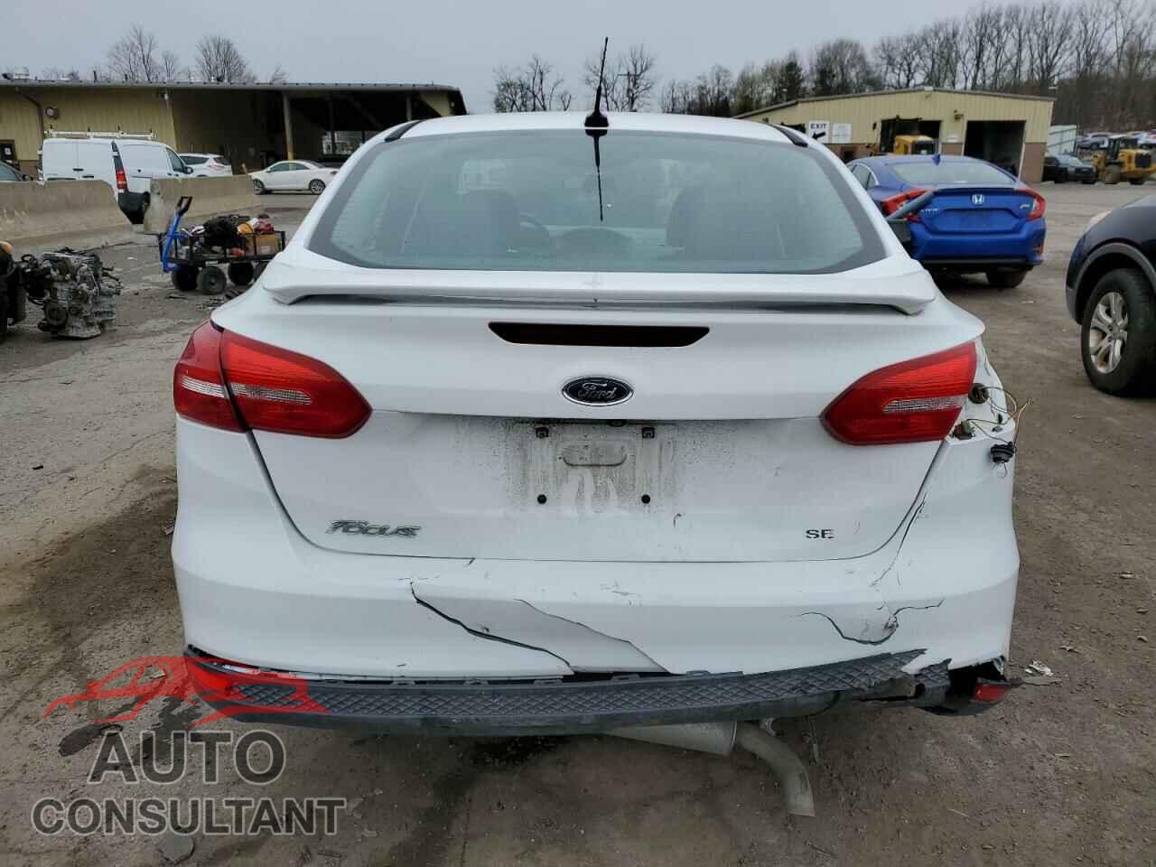 FORD FOCUS 2015 - 1FADP3F27FL269424