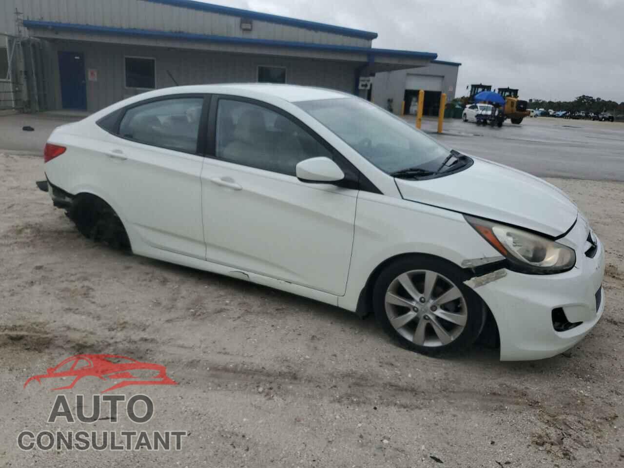 HYUNDAI ACCENT 2012 - KMHCU4AE3CU168985