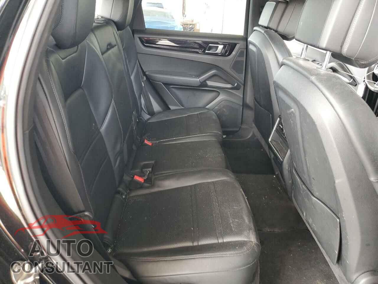 PORSCHE CAYENNE 2021 - WP1AA2AY0MDA06430