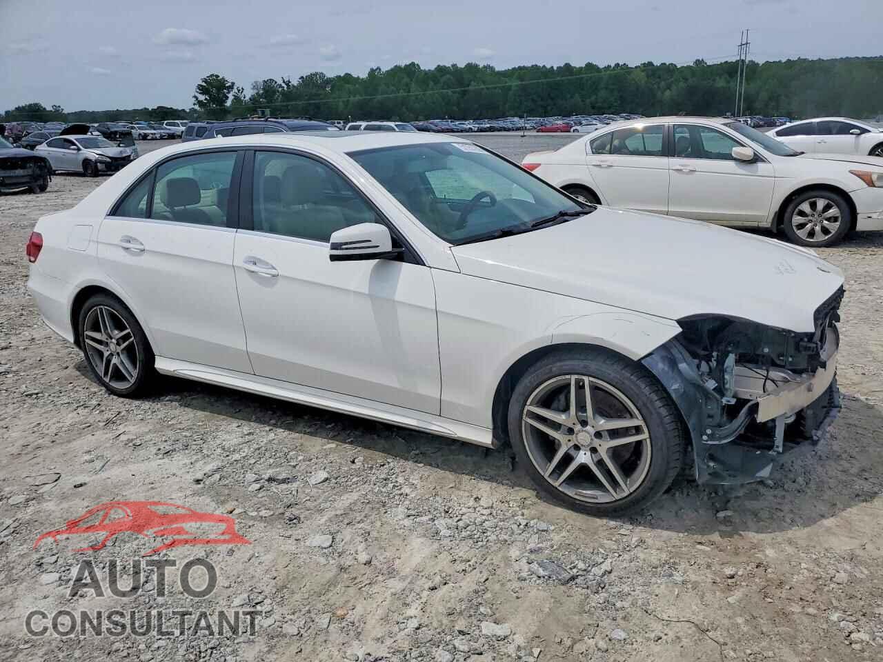 MERCEDES-BENZ E-CLASS 2015 - WDDHF5KB6FB126346
