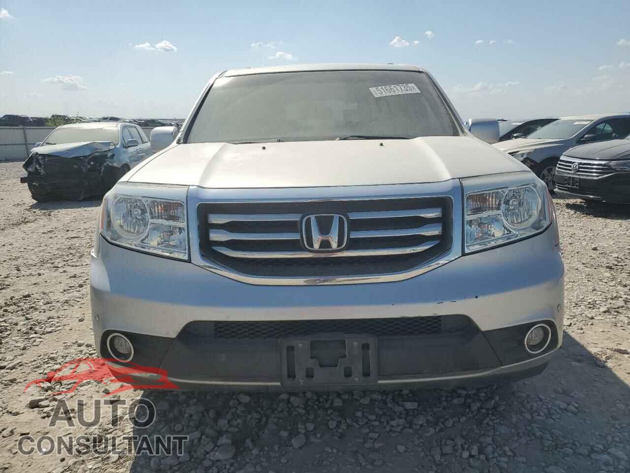 HONDA PILOT 2015 - 5FNYF4H99FB003758