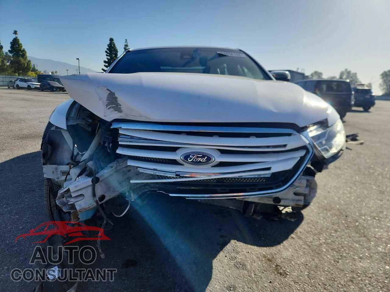 FORD TAURUS 2017 - 1FAHP2F83HG102232