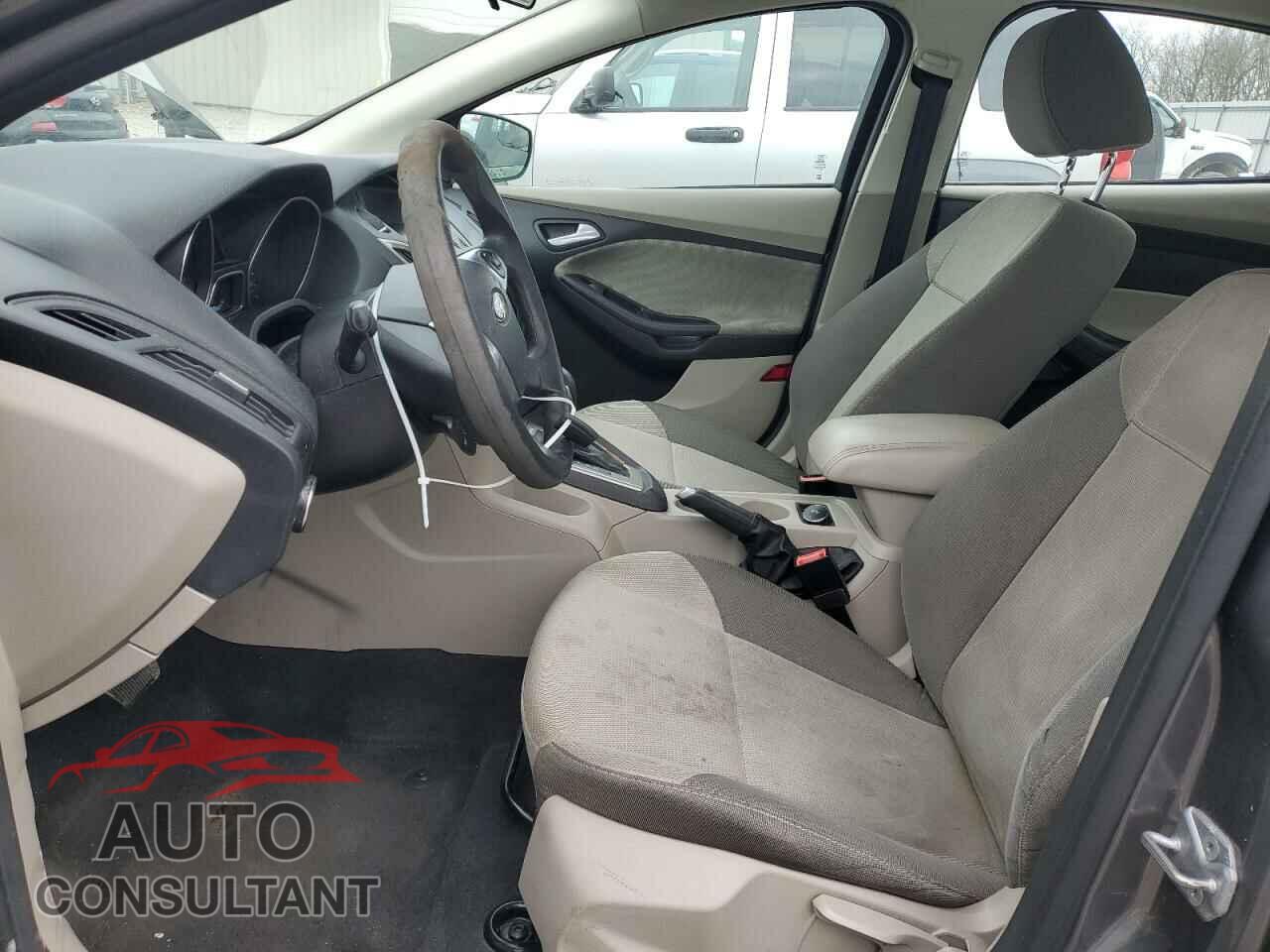 FORD FOCUS 2014 - 1FADP3F27EL193816